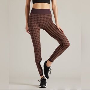 RHONE seamless legging in Houndstooth Brown Berry NWT